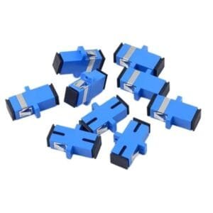 Adaptadores azules para fibra óptica
