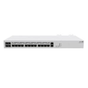 Router MikroTik con múltiples puertos Ethernet y SFP