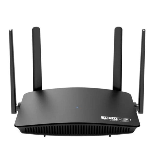 Router negro con cuatro antenas.