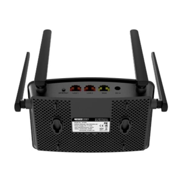 Vista trasera de un router negro con antenas
